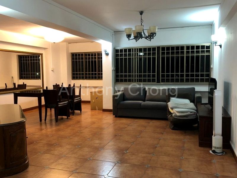 5 Room (5I) HDB for Rent in  298 Bukit Batok Street 22 - Image 1
